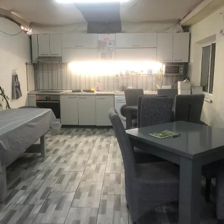 Guest house Andia